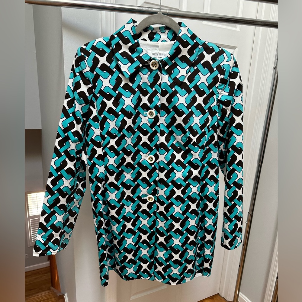 Skirtin Around Coat Geometric Pattern Size 8